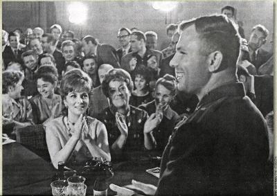 Прикрепленное изображение: Gagarin.jpg